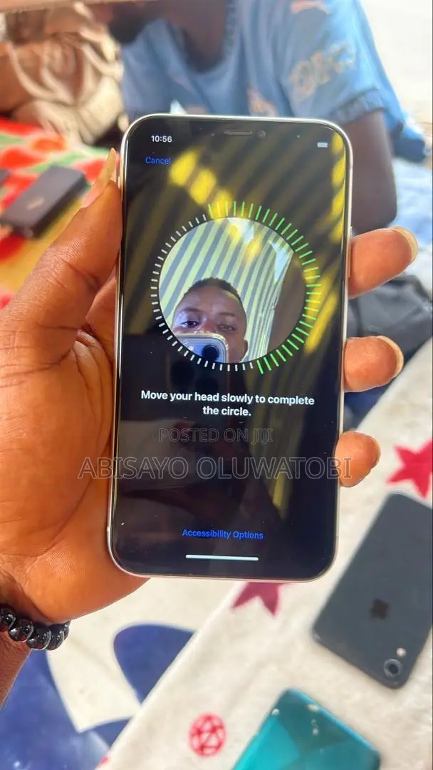 New Apple iPhone XR 64 GB White