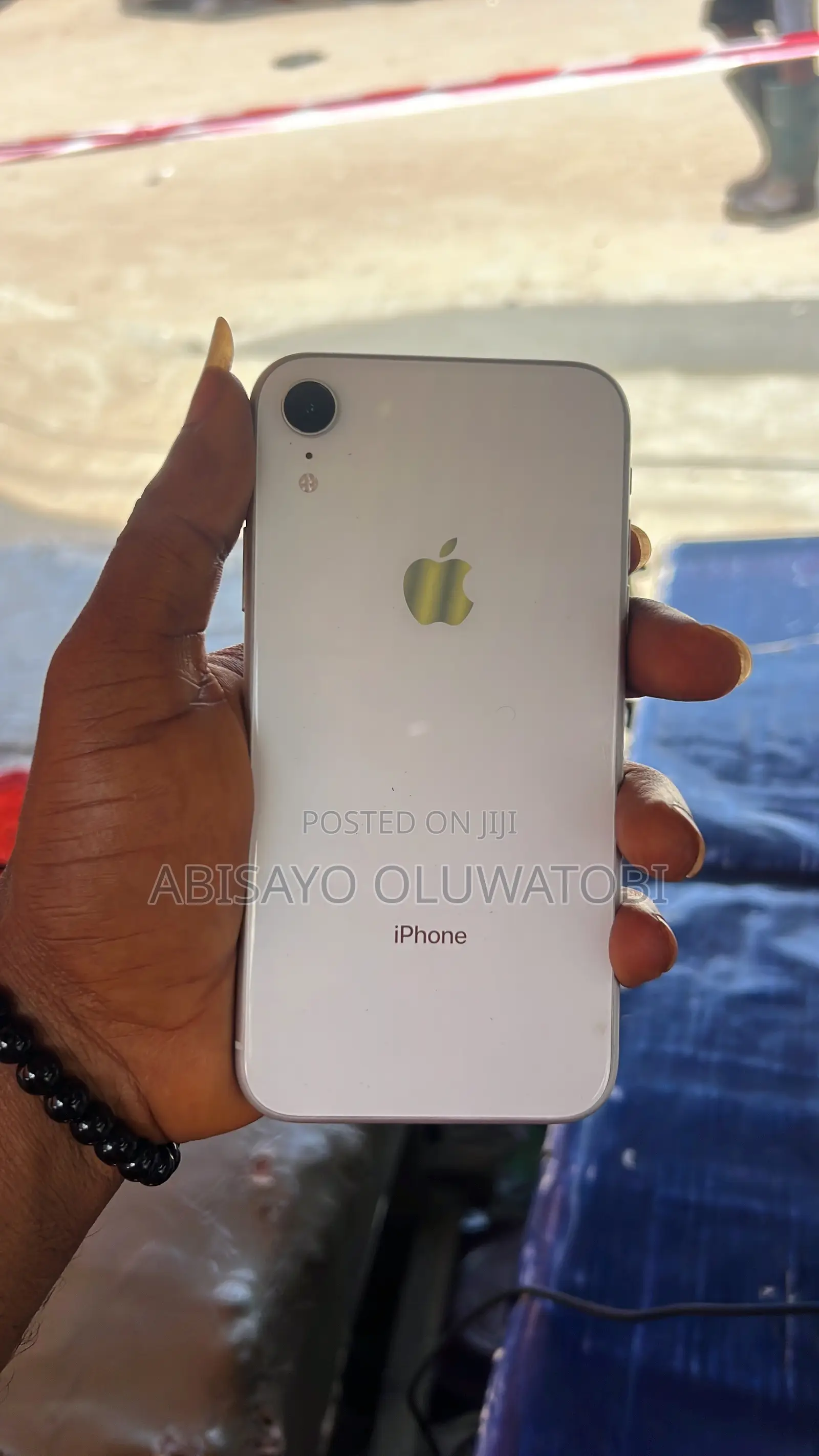 New Apple iPhone XR 64 GB White