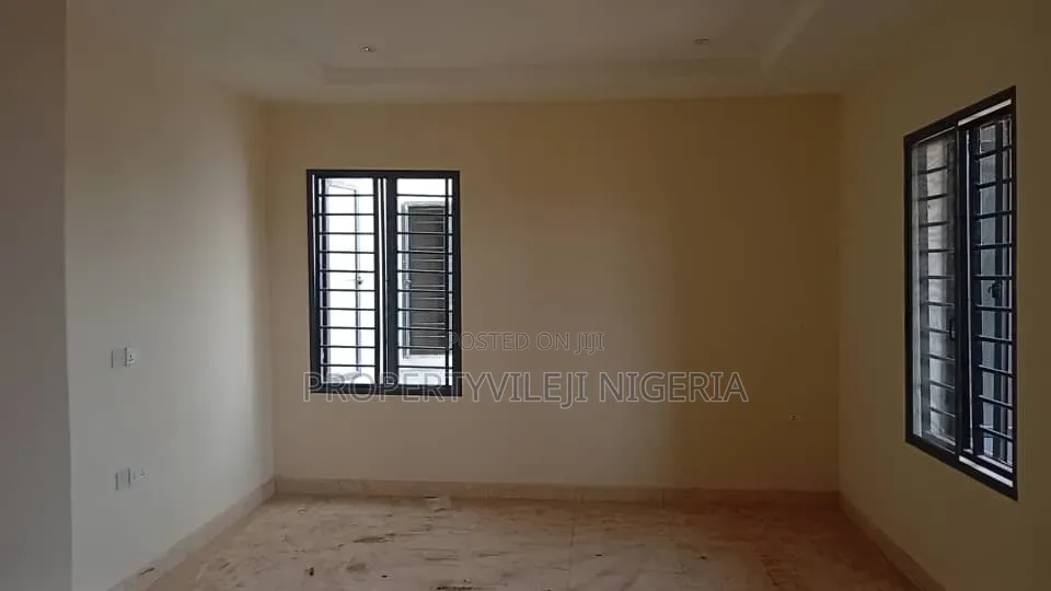 4bdrm Duplex in Kaura for rent