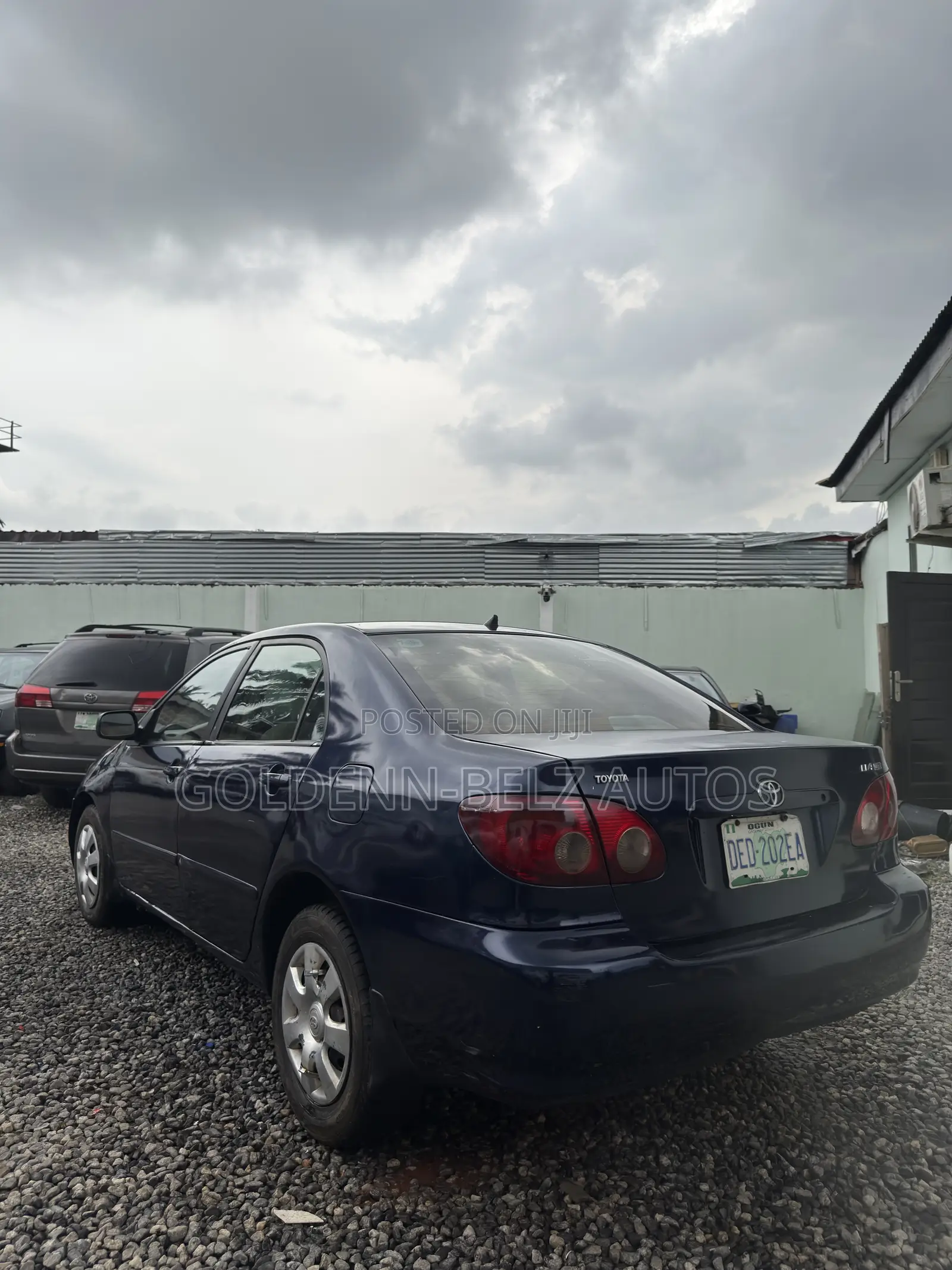 Toyota Corolla LE 2005 Blue