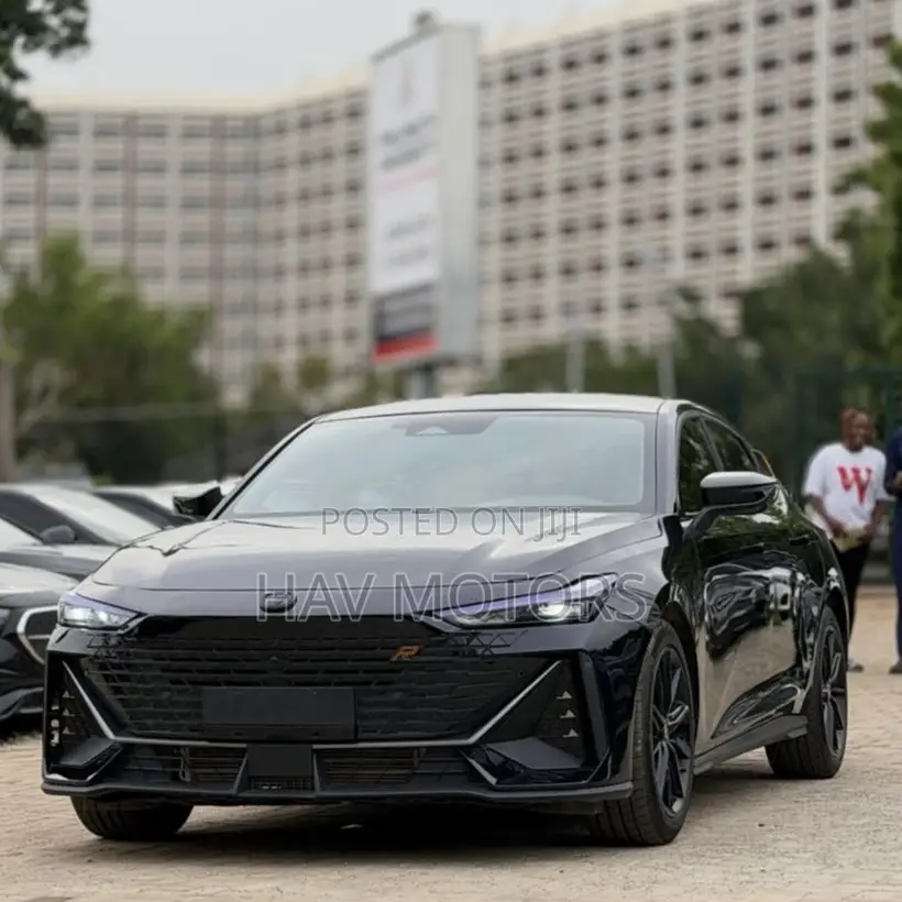 Changan UNI-V 1.5 Hybrid FWD 2023 Black