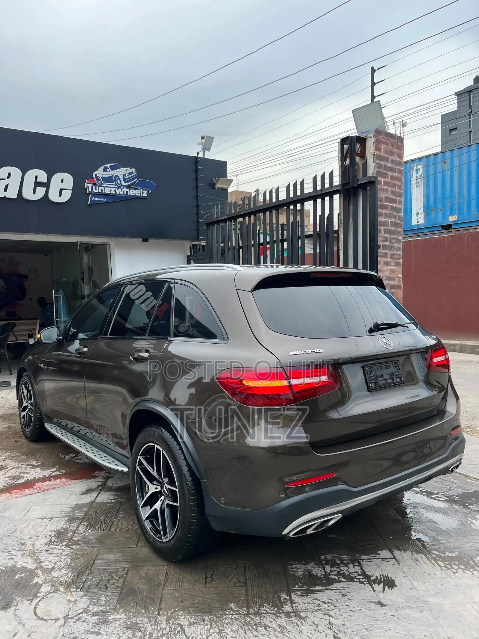 Mercedes-Benz GLC-Class 2018 Brown