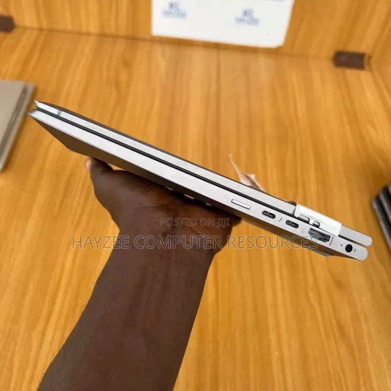 Laptop HP ZBook Firefly G8 16GB Intel Core i7 SSD 512GB