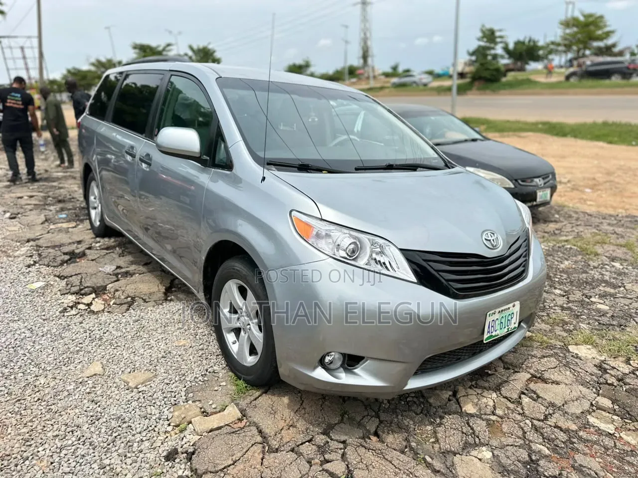 Toyota Sienna Limited 7 Passenger 2012 Silver