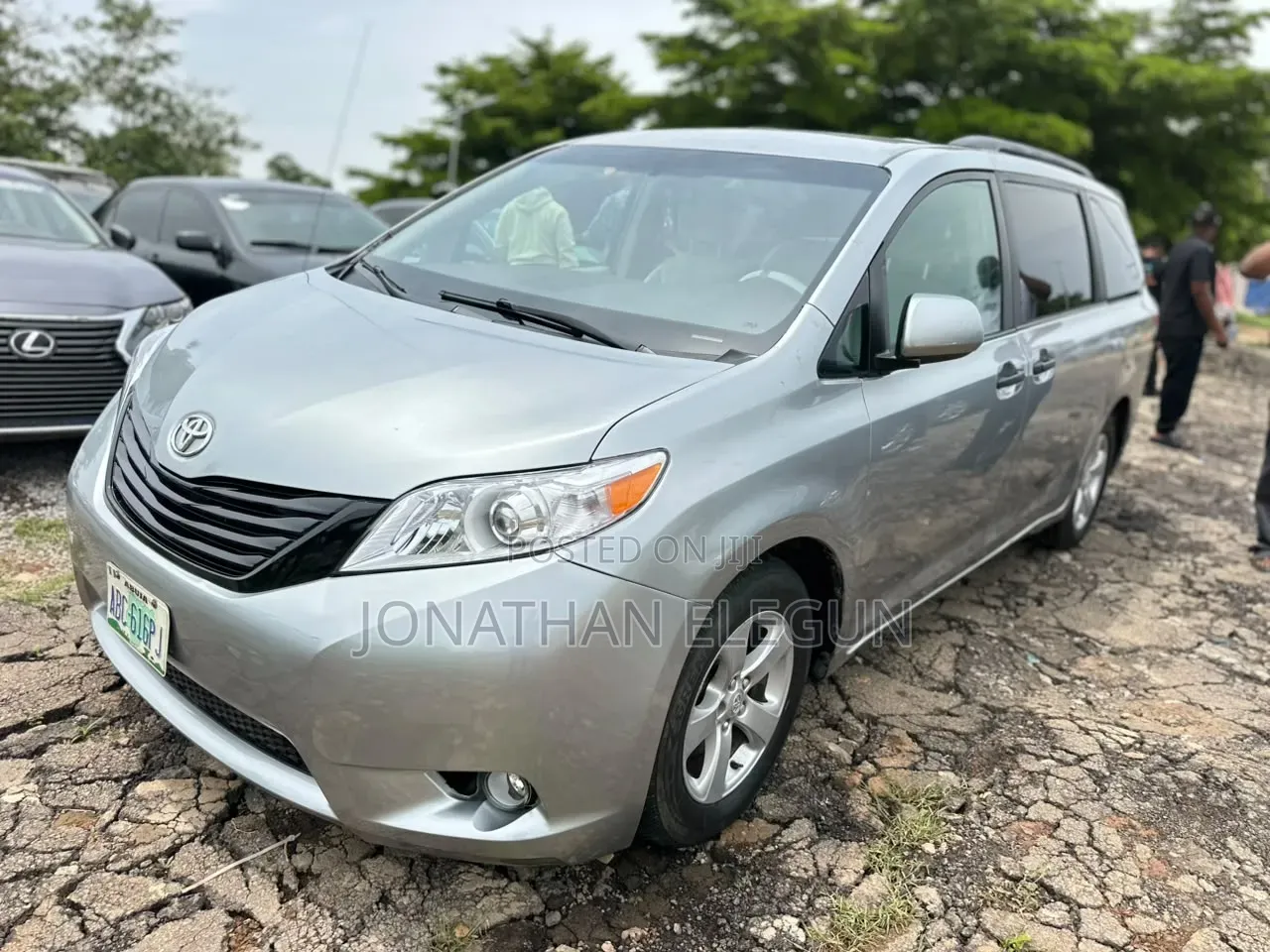 Toyota Sienna Limited 7 Passenger 2012 Silver