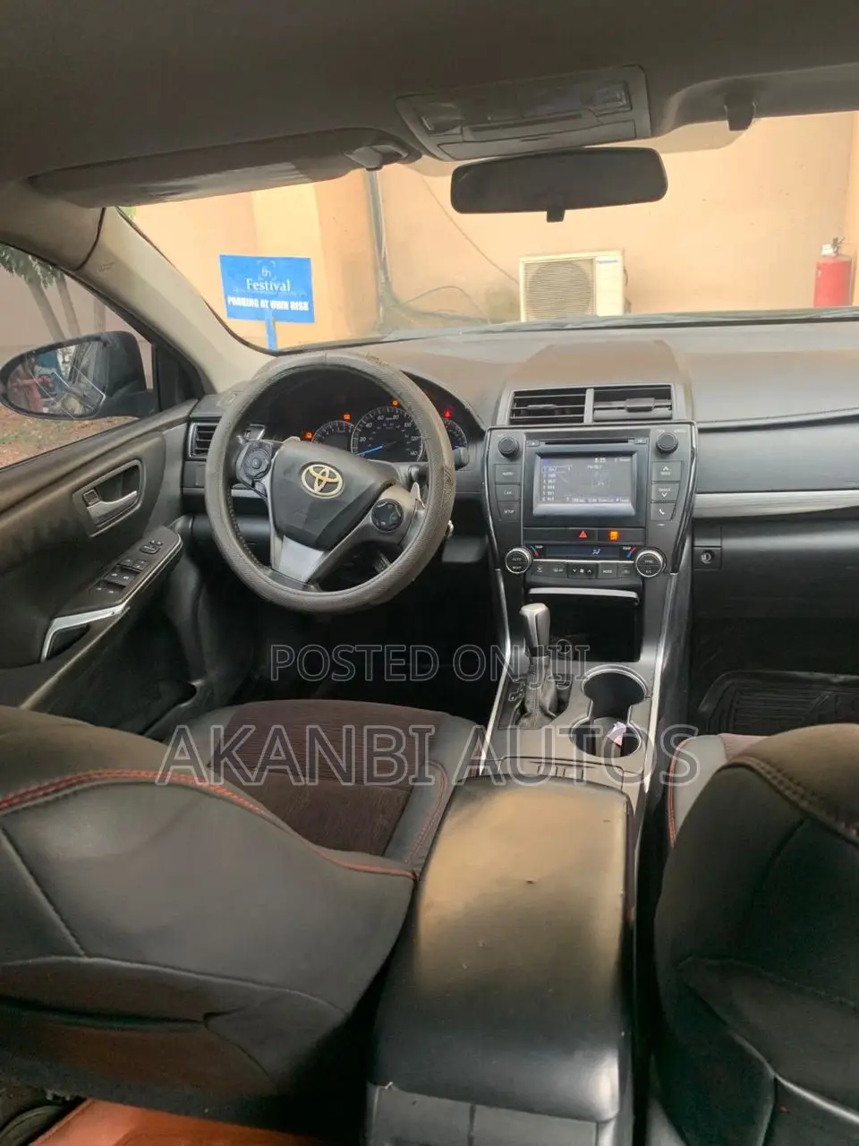 Toyota Camry SE 4dr Sedan (2.5L 4cyl 6A) 2015 Black