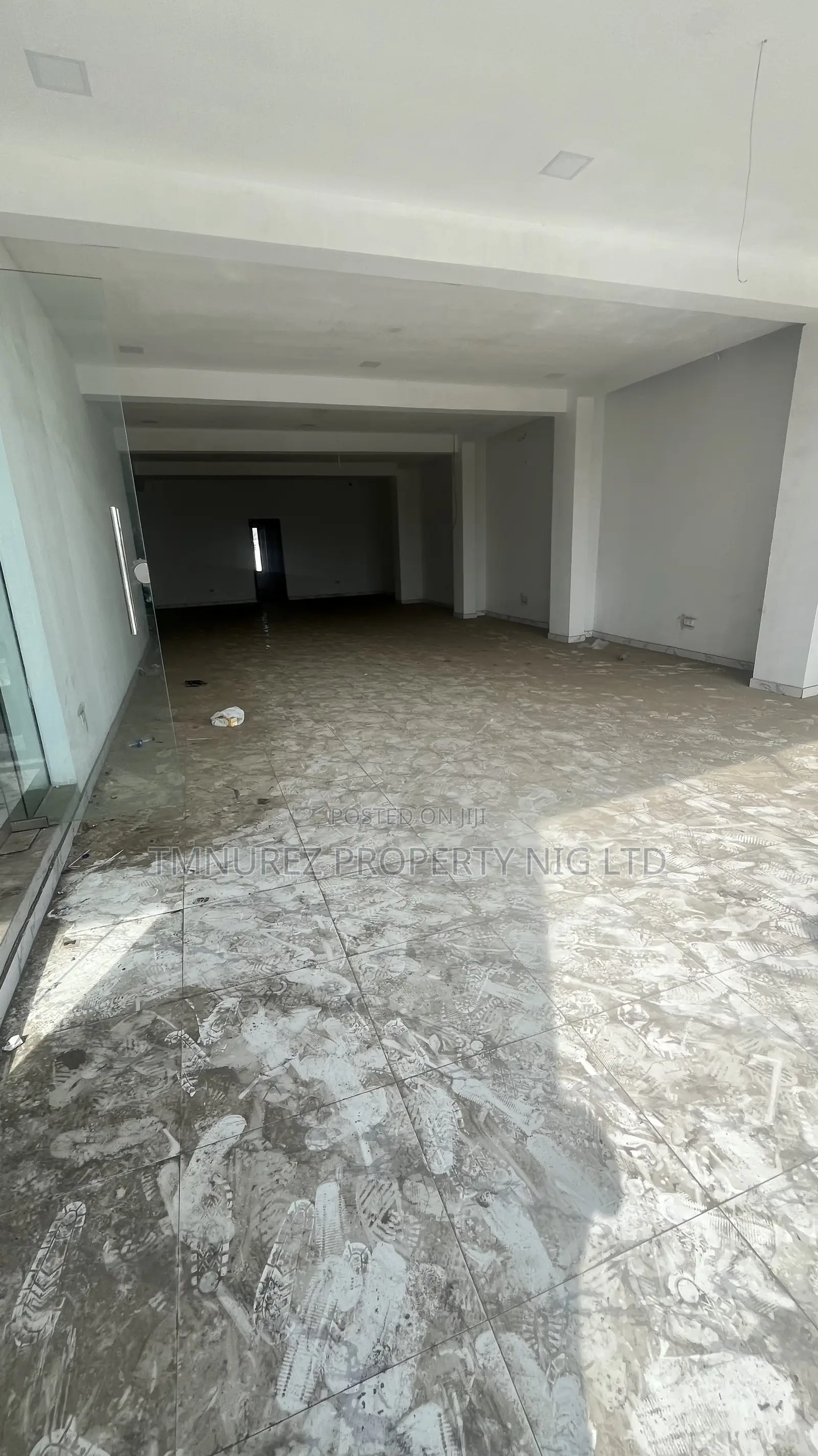Big Show Room Space