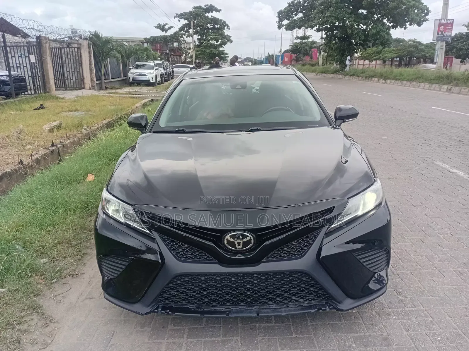 Toyota Camry SE (2.5L 4cyl 8A) 2019 Black