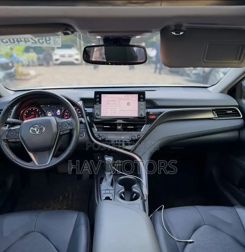 Toyota Camry XSE V6 2022 Silver