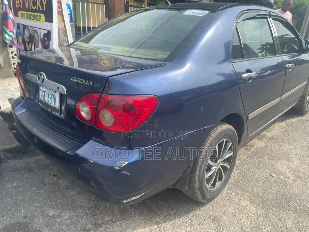 Toyota Corolla LE 2006 Blue