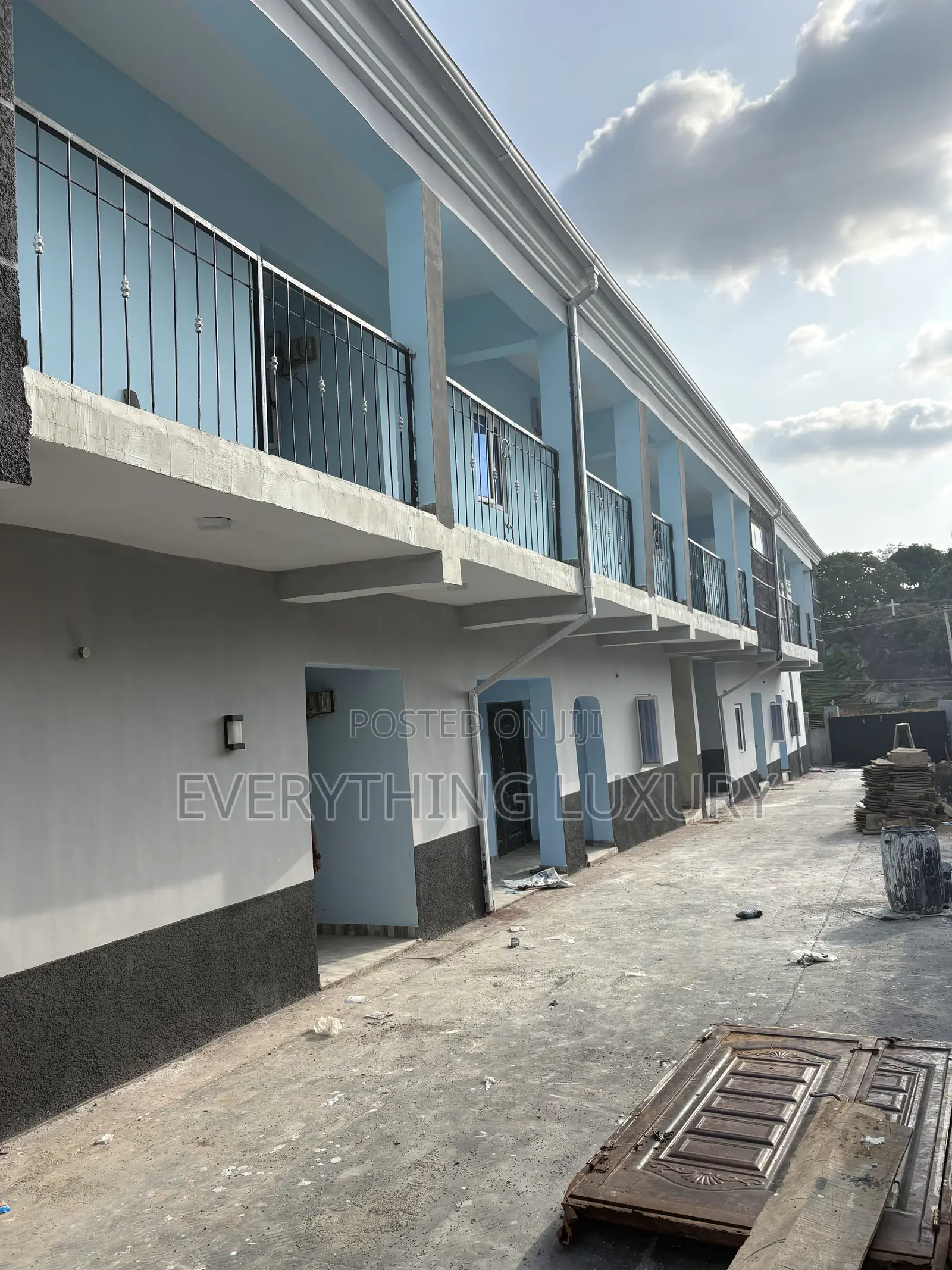 1bdrm Block of Flats in Ushafa for rent