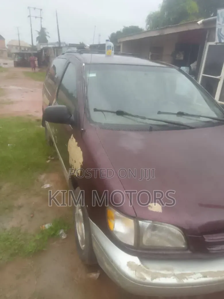 Toyota Sienna XLE & 1 hatch 2000 Burgundy