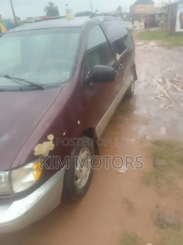 Toyota Sienna XLE & 1 hatch 2000 Burgundy