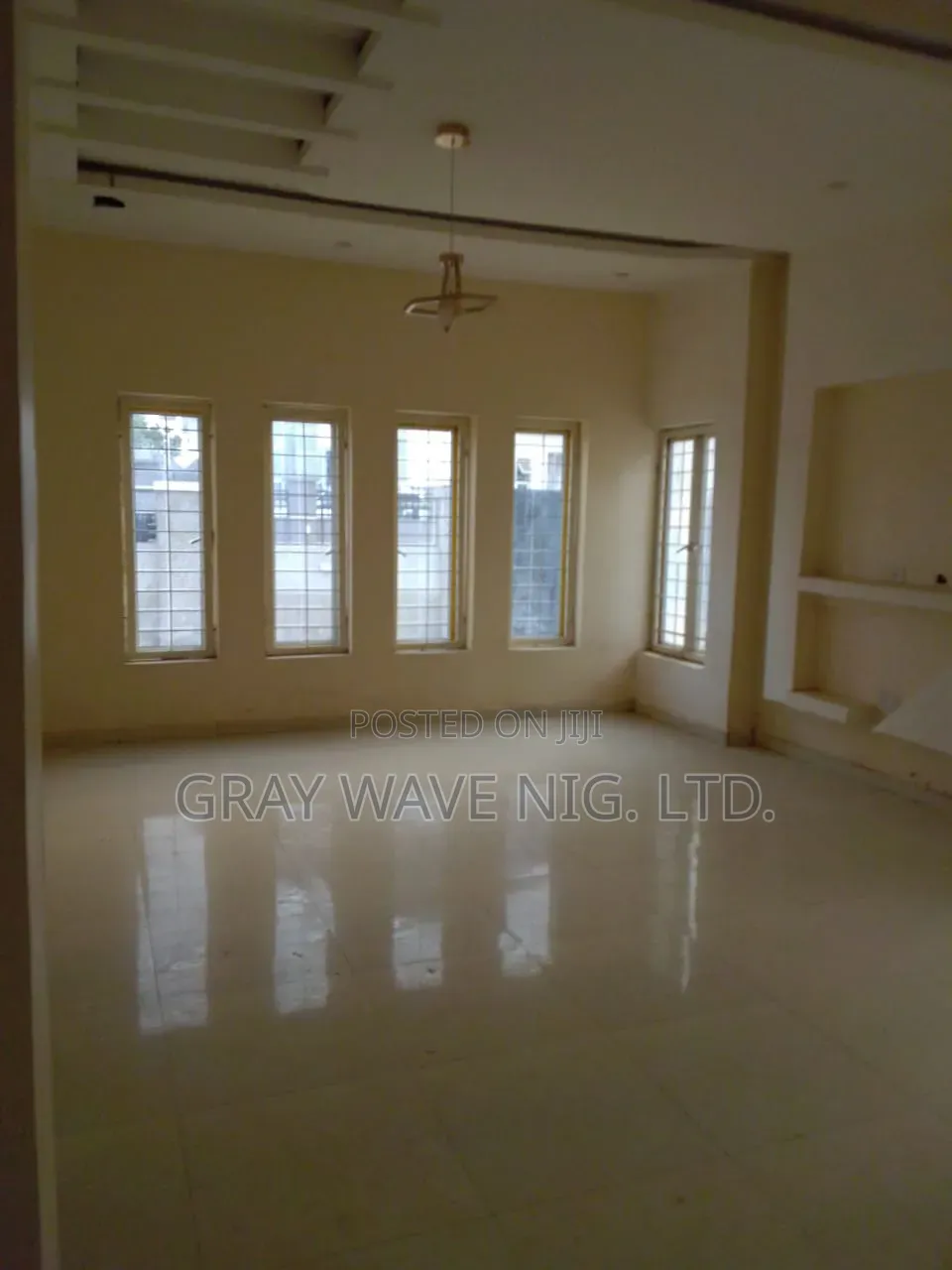 3bdrm Penthouse in Sabon Lugbe for rent