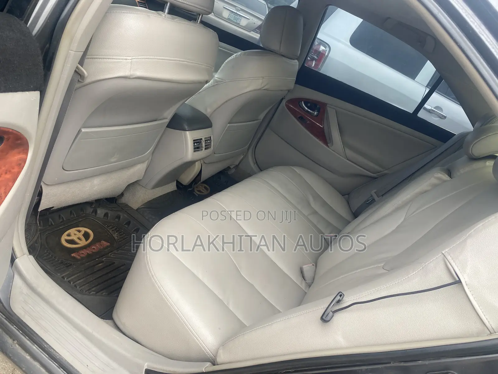 Toyota Camry LE 4dr Sedan (2.4L 4cyl 5A) 2008 Gray