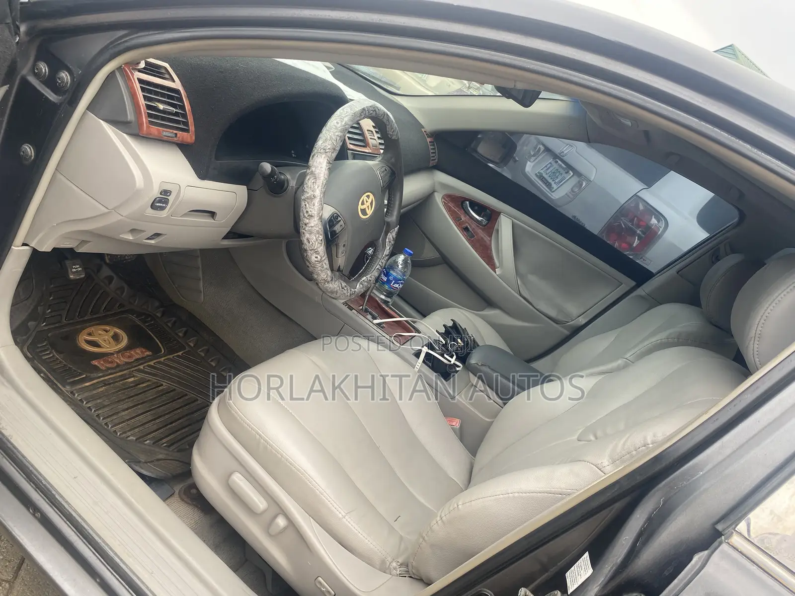 Toyota Camry LE 4dr Sedan (2.4L 4cyl 5A) 2008 Gray