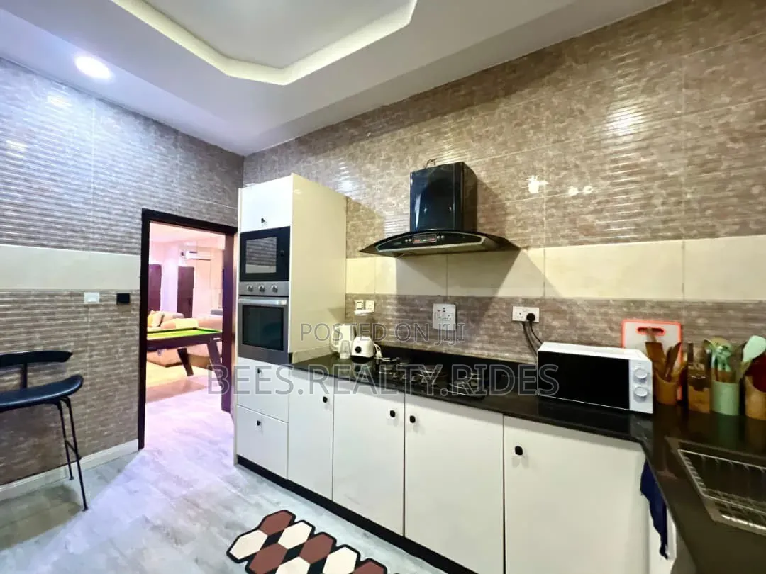 Newly Furnished 3 Bedroom With a Clean Pool, Snooker Tennis Table