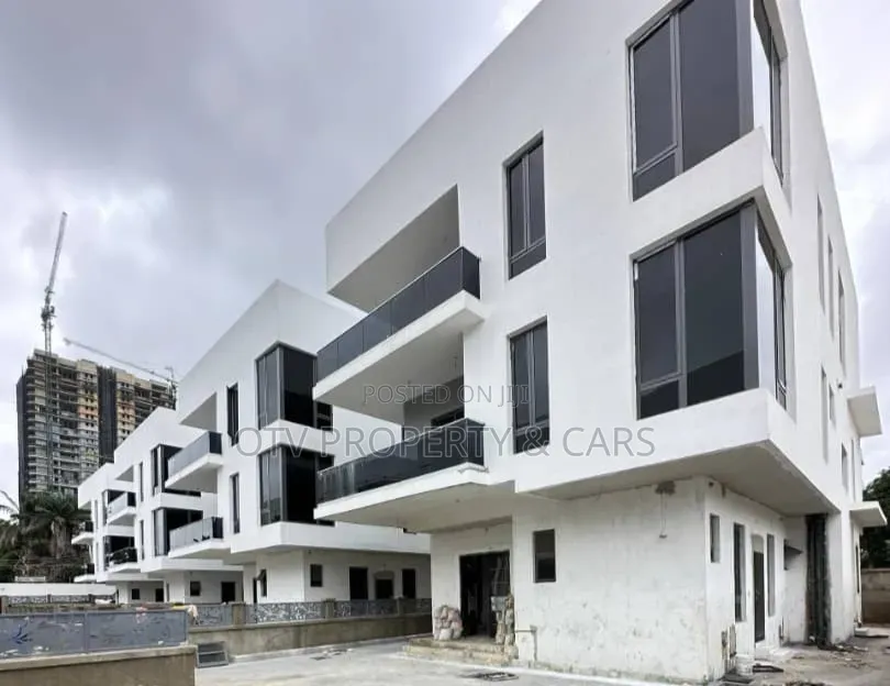 6bdrm Duplex in Old Ikoyi for sale