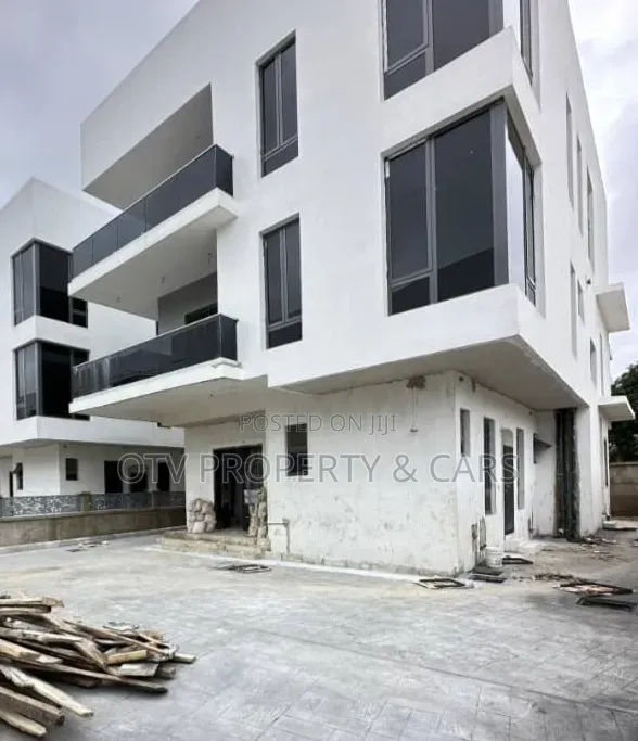 6bdrm Duplex in Old Ikoyi for sale