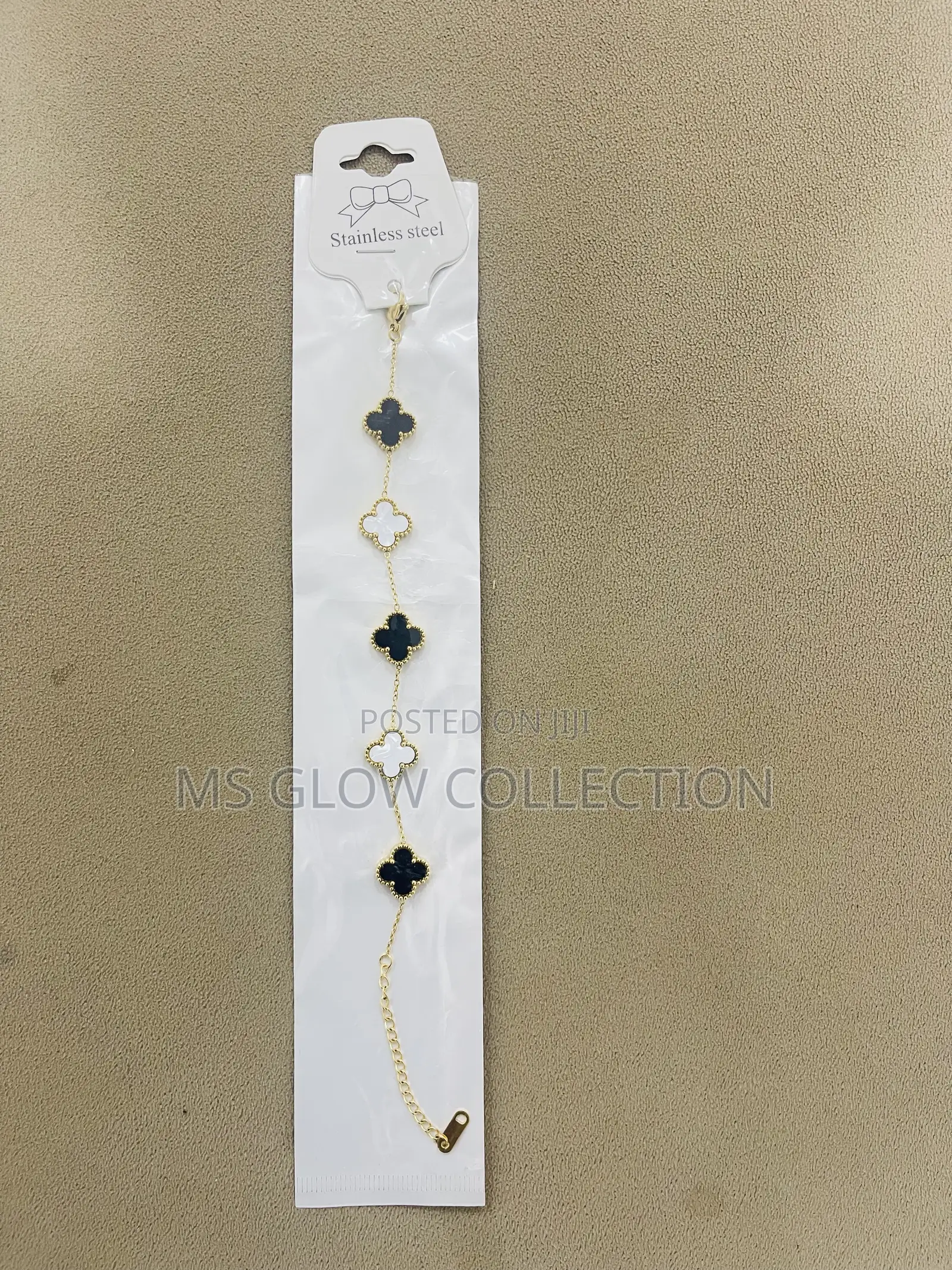 Luxury Clover Charm Bracelet (Stainless Steel)