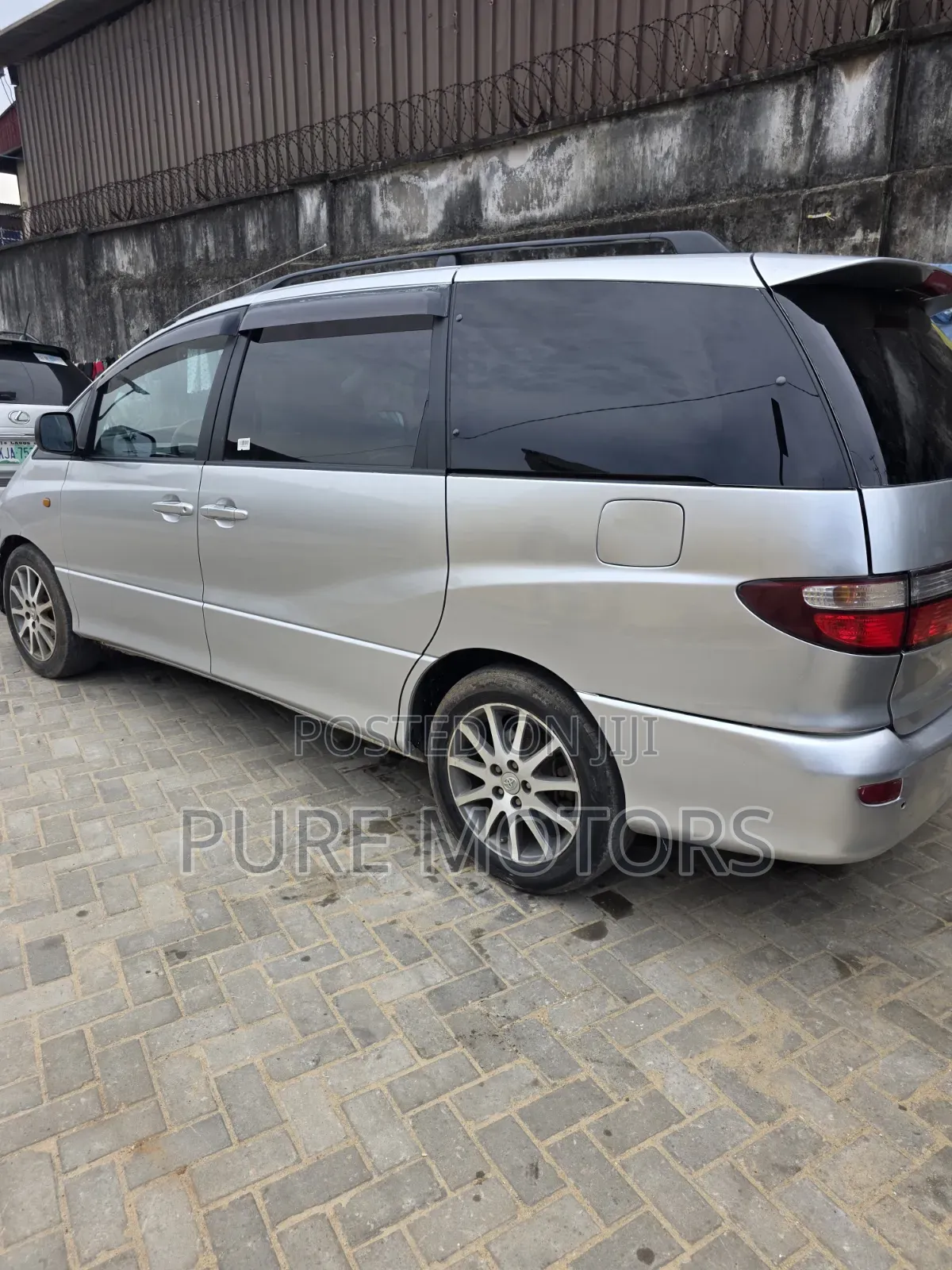 Toyota Previa Automatic 2000 Silver