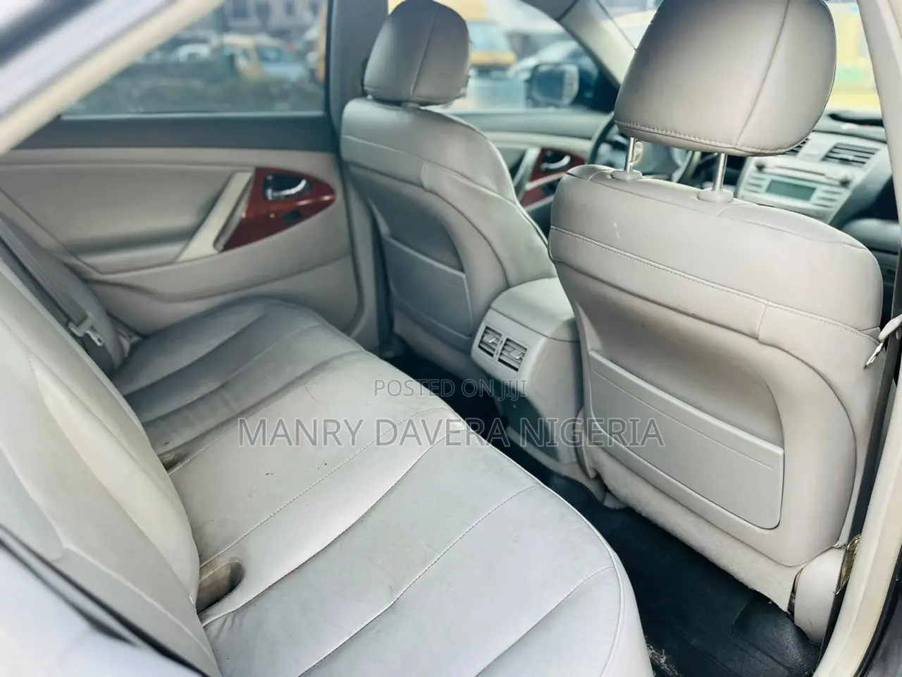 Toyota Camry XLE 4dr Sedan (2.4L 4cyl 5A) 2009 Gray