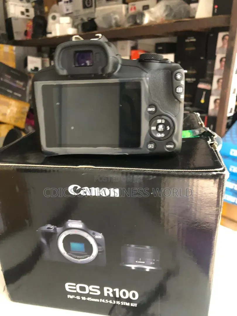Canon Camera R100