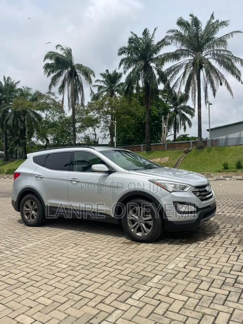 Hyundai Santa Fe 2014 Silver