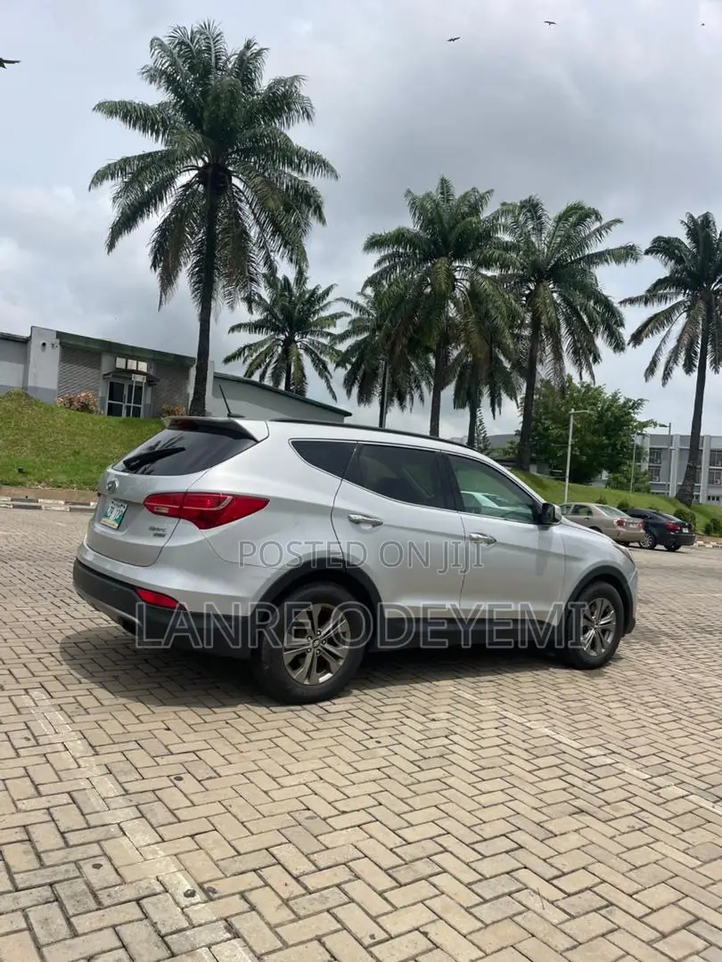 Hyundai Santa Fe 2014 Silver
