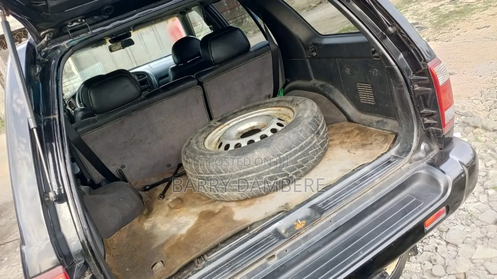 Nissan Pathfinder 2002 Black