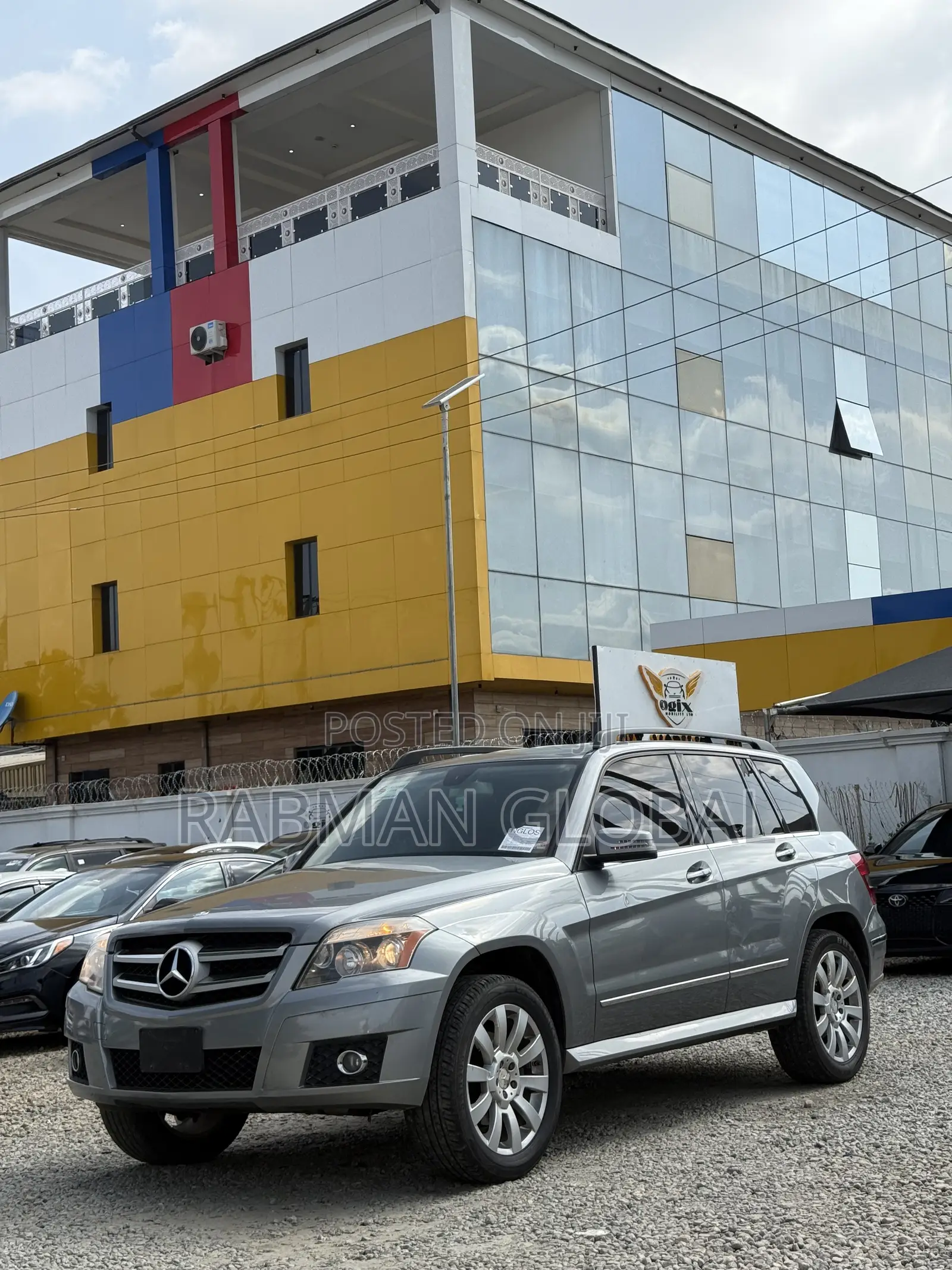 Mercedes-Benz GLK-Class 350 2010 Gray