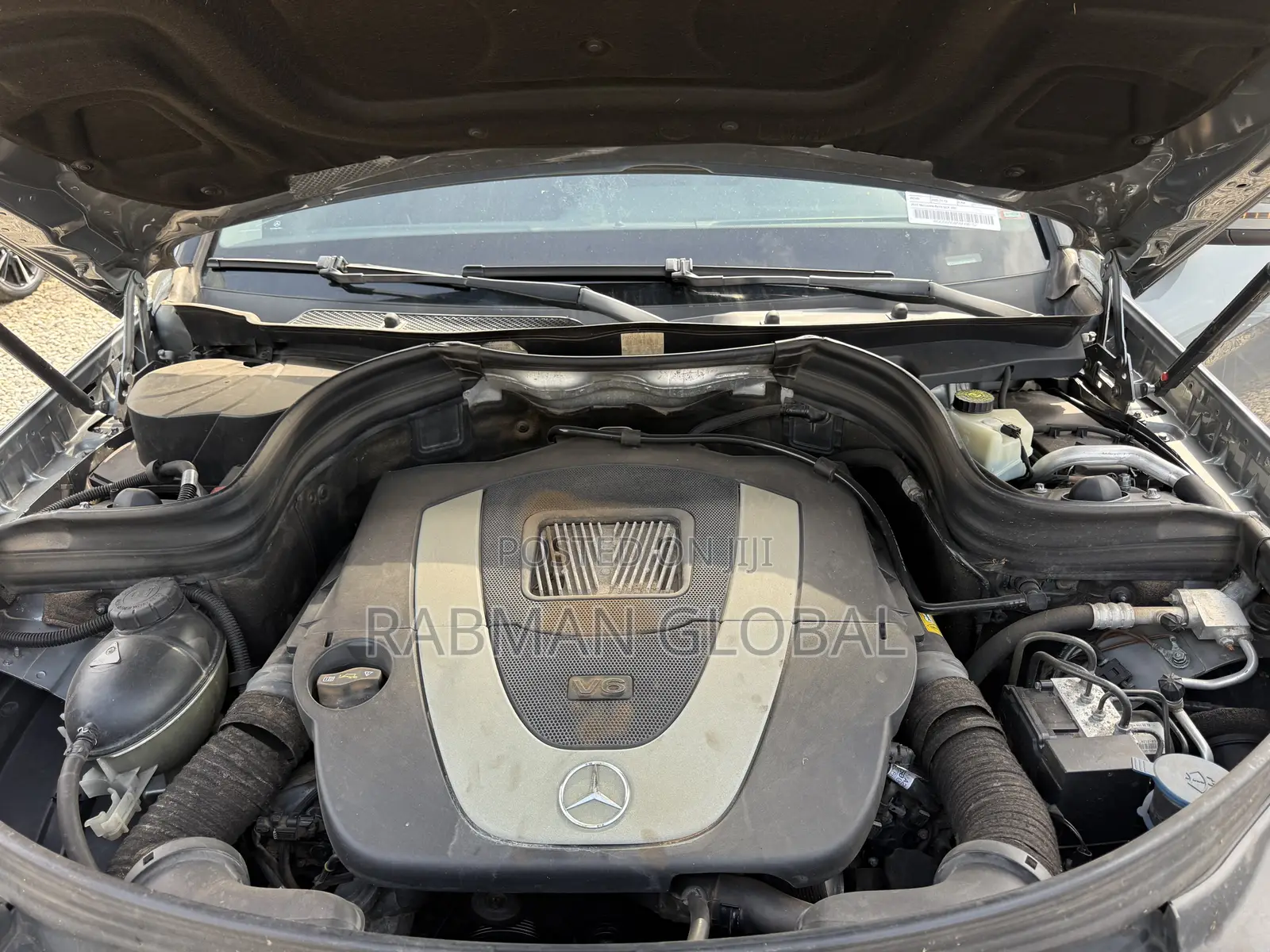 Mercedes-Benz GLK-Class 350 2010 Gray