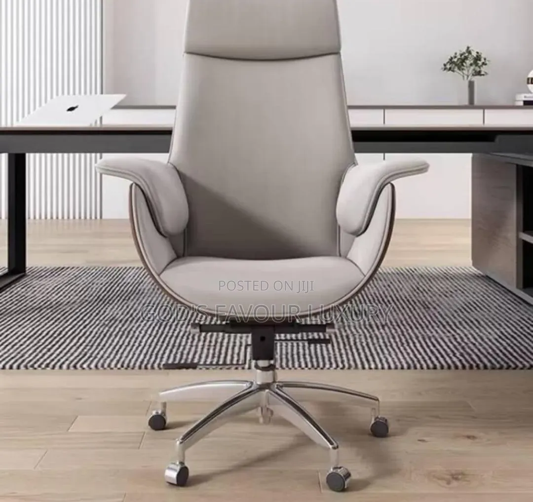 Executive Office Swivel Chair.