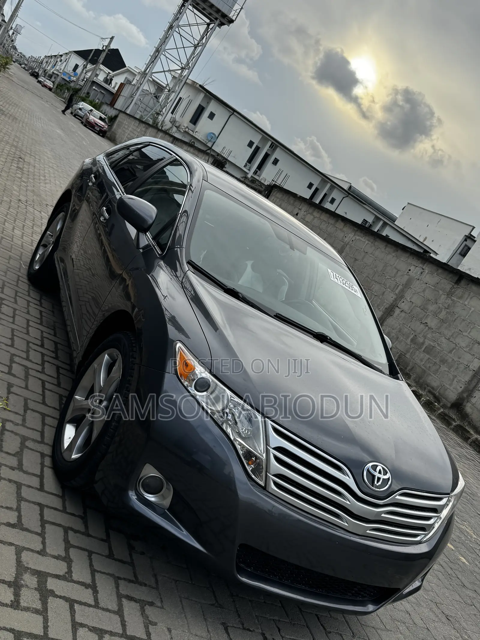 Toyota Venza XLE 2010 Gray