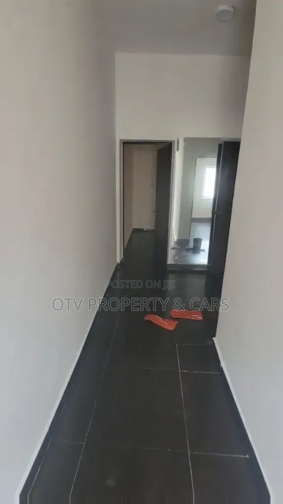 Mini Flat in Lekki Phase 1 for rent