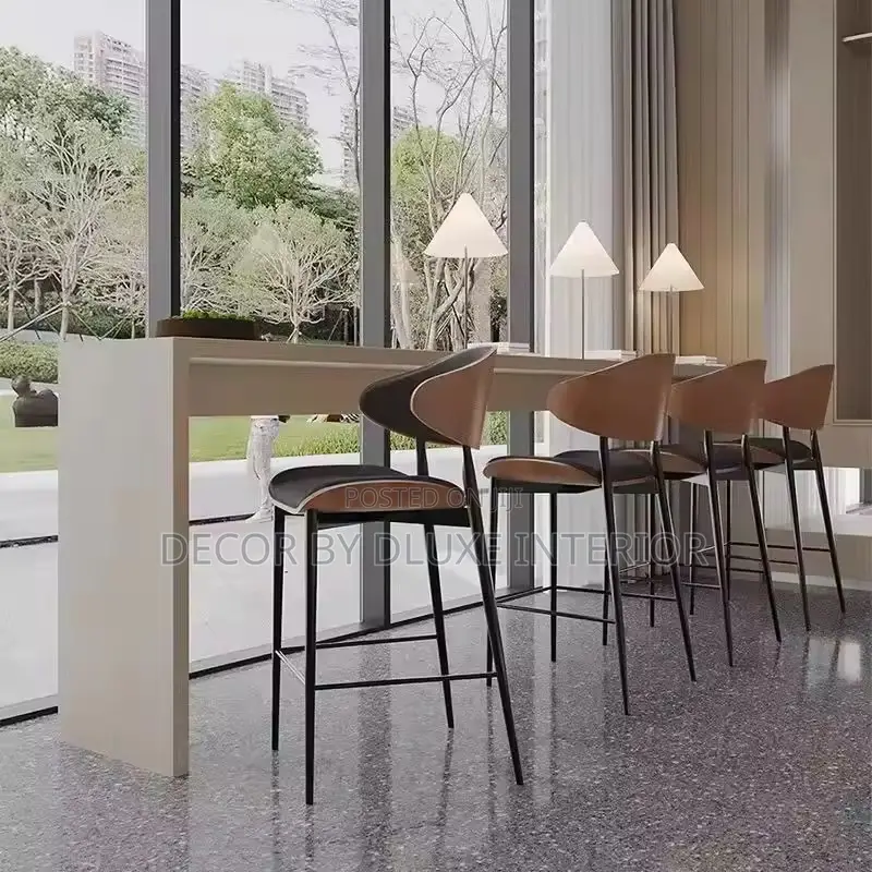 Luxurious High Bar Chair