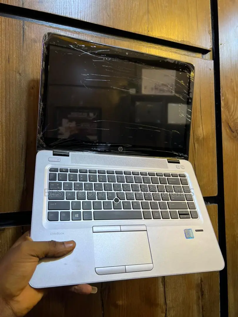 Laptop HP EliteBook 820 G3 8GB Intel Core i5 SSD 256GB