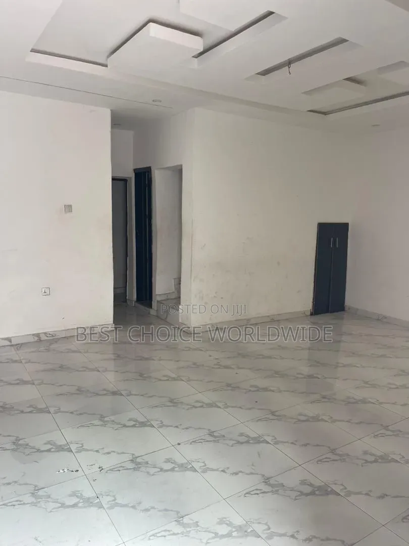 4bdrm Duplex in Kolapo Ishola Gra, Akobo for rent