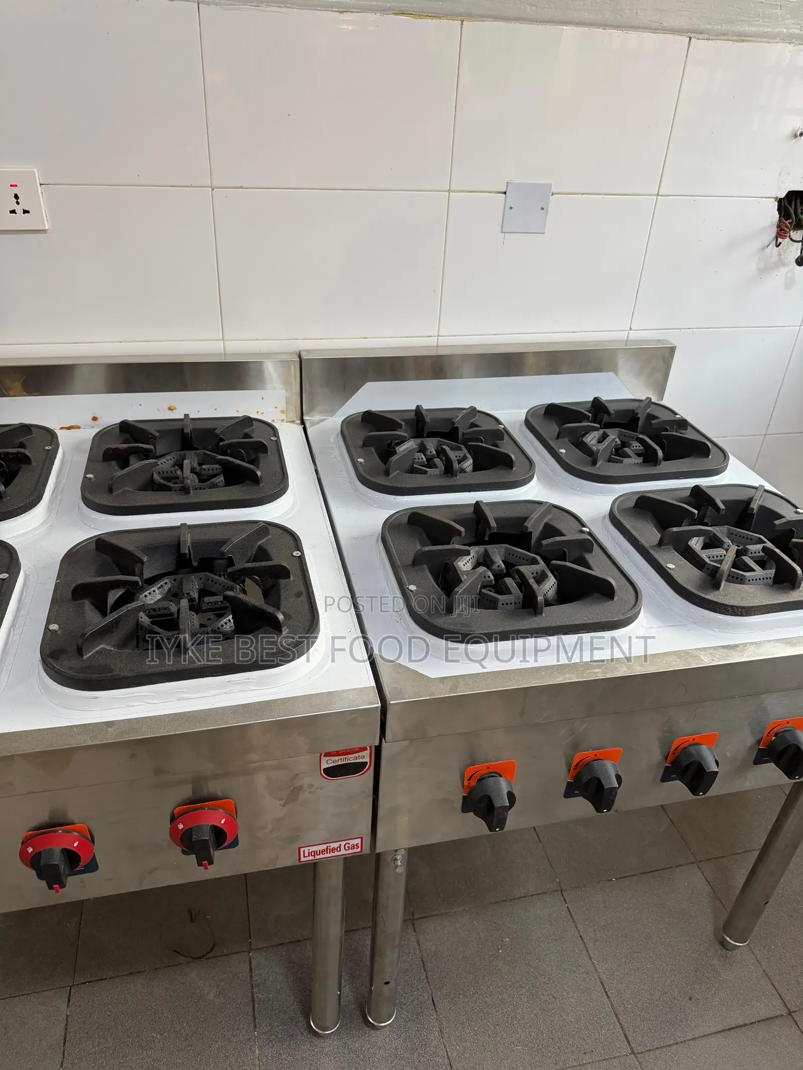 4 Burners Gas Cooker