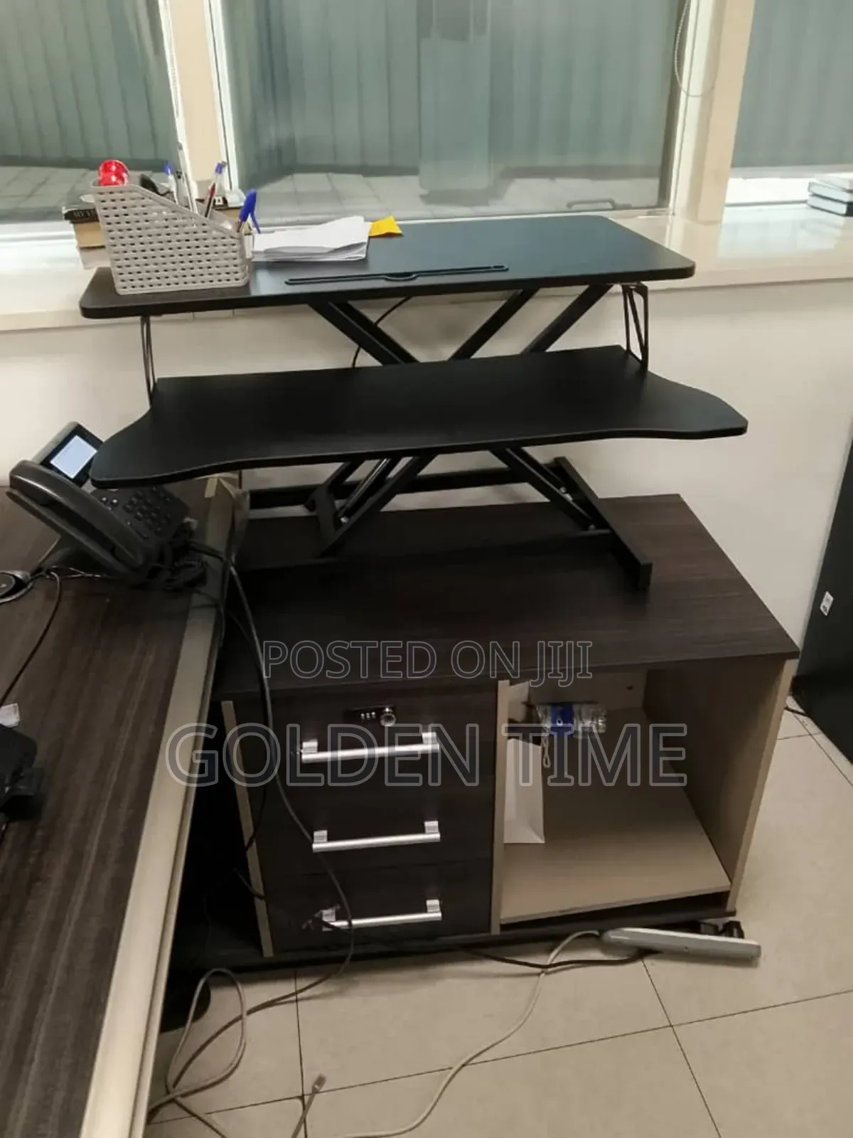 Sit and Stand Working Converter Table