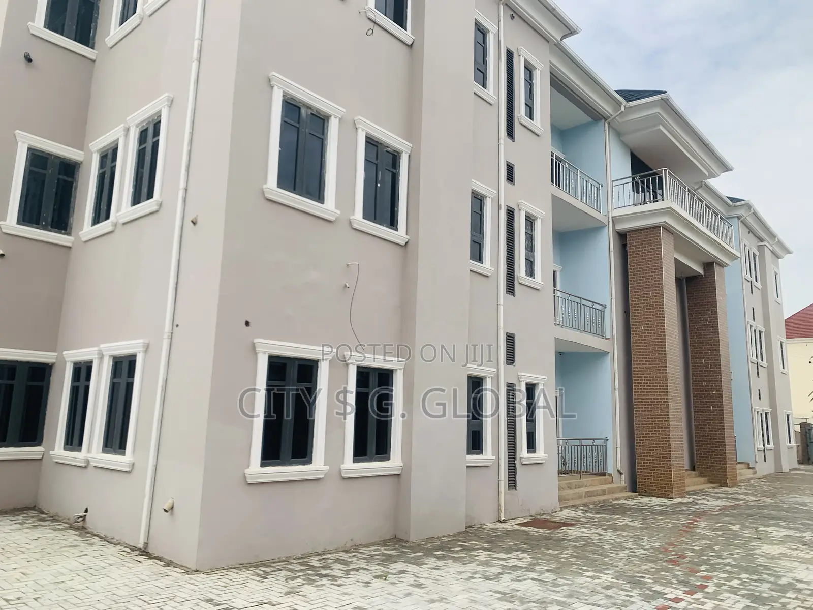A Newly Built 4 Bedroom Block Of Flats For Lease