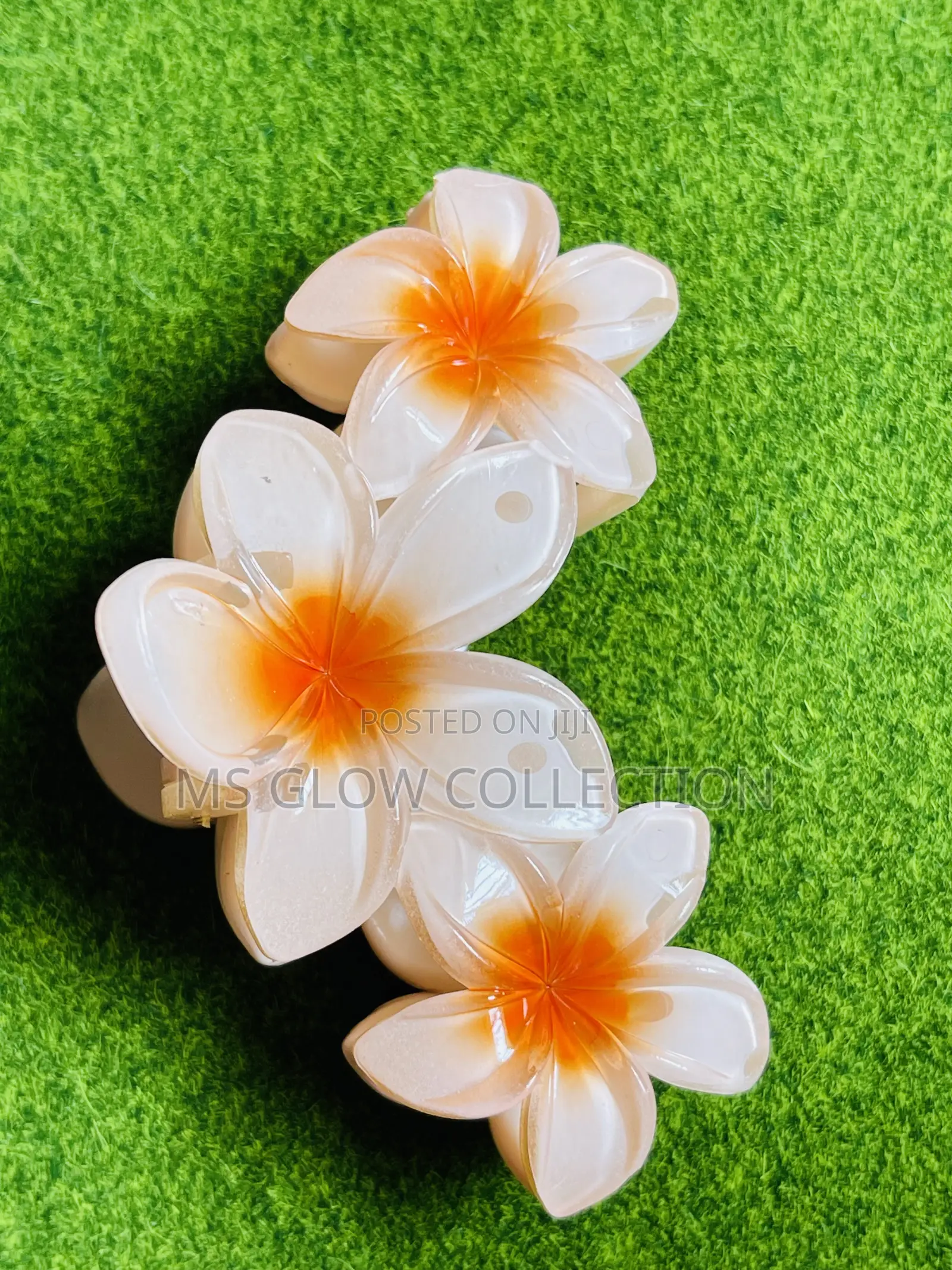 Flora Hair Clips