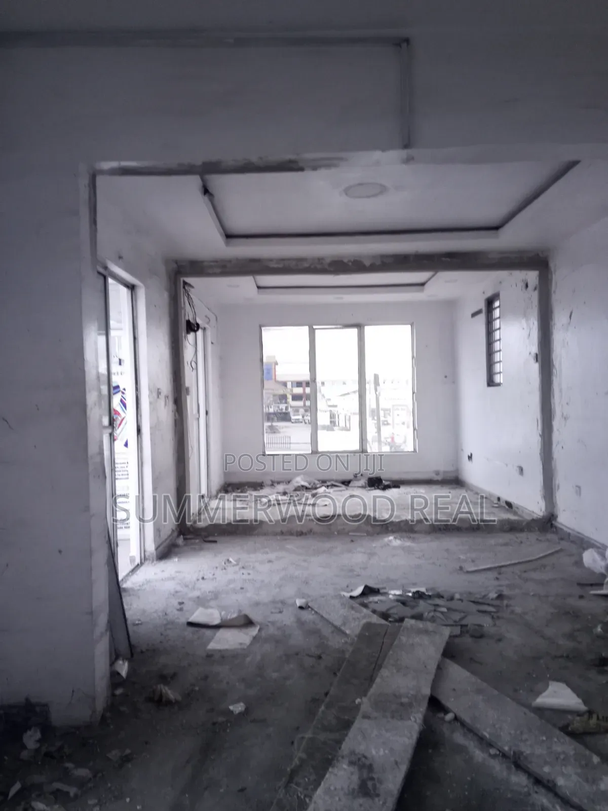 Shop to Let