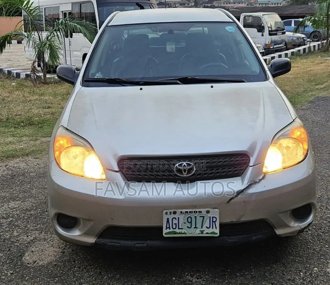 Toyota Matrix 2007 Silver