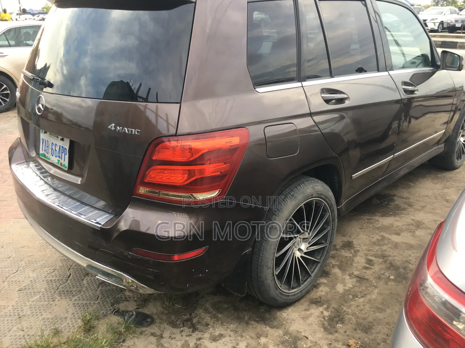 Mercedes-Benz GLK-Class 2014 Brown