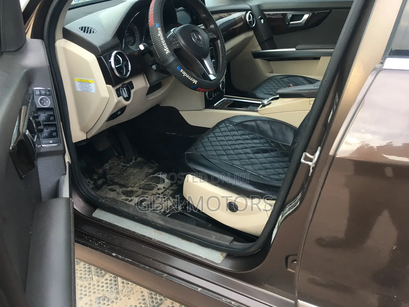 Mercedes-Benz GLK-Class 2014 Brown