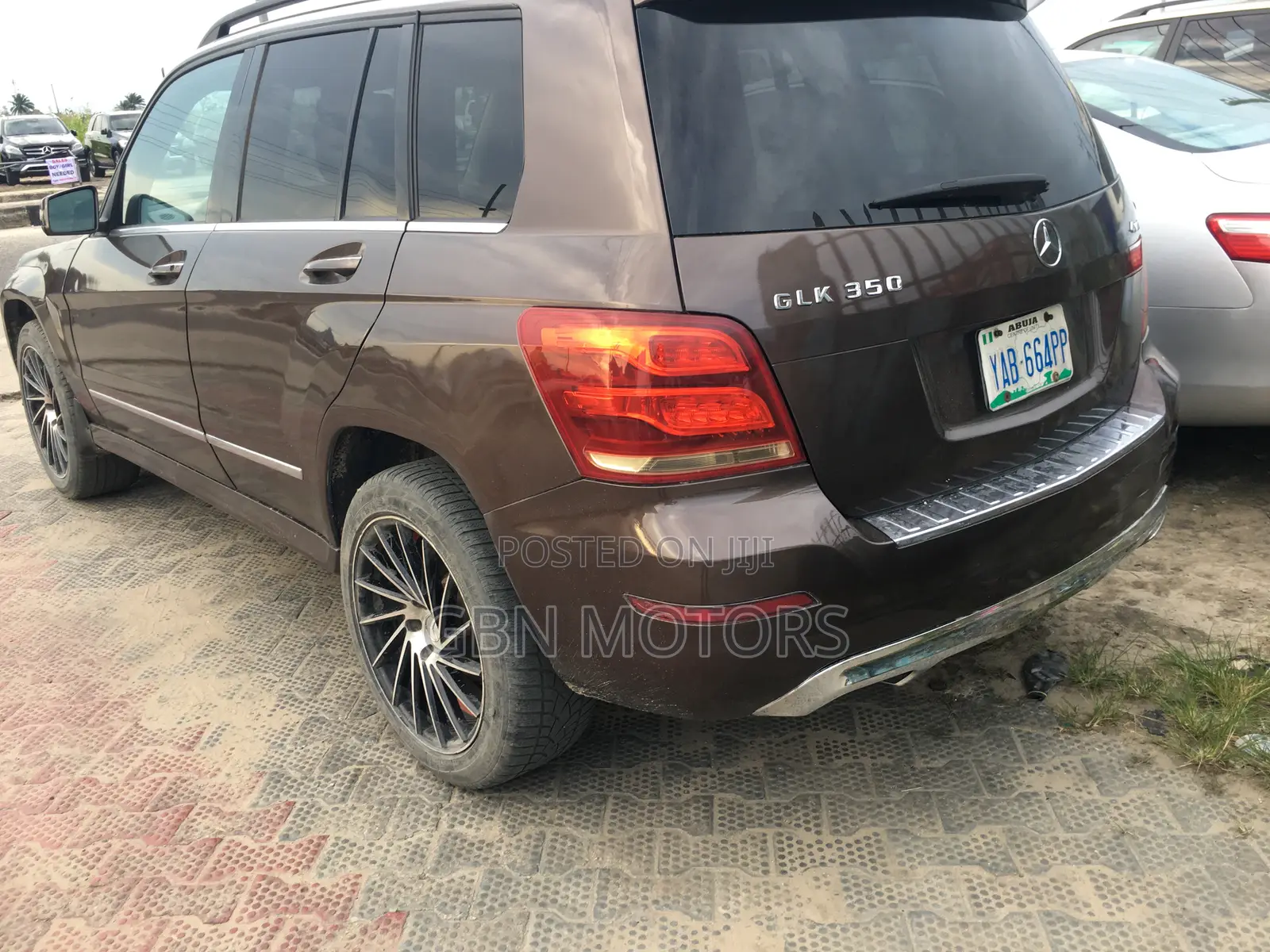 Mercedes-Benz GLK-Class 2014 Brown