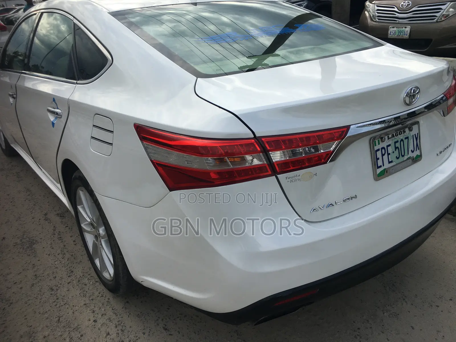 Toyota Avalon 2014 White