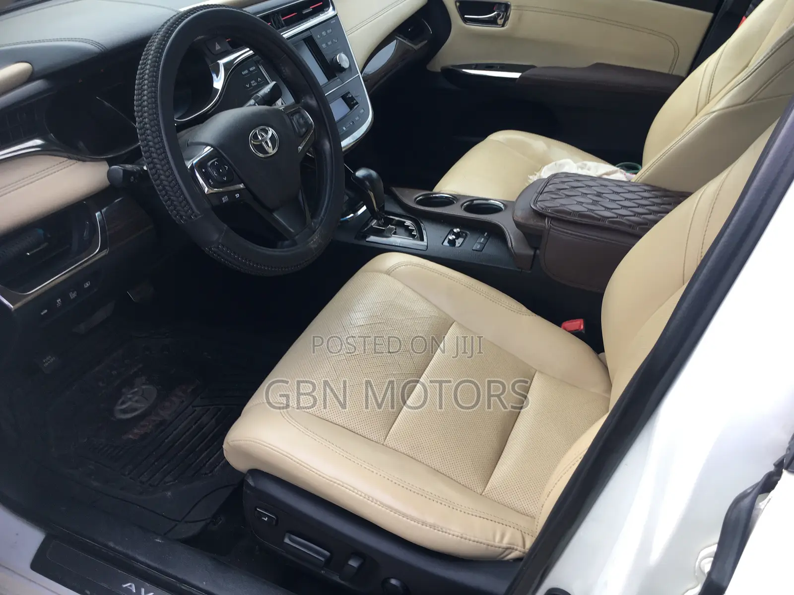 Toyota Avalon 2014 White