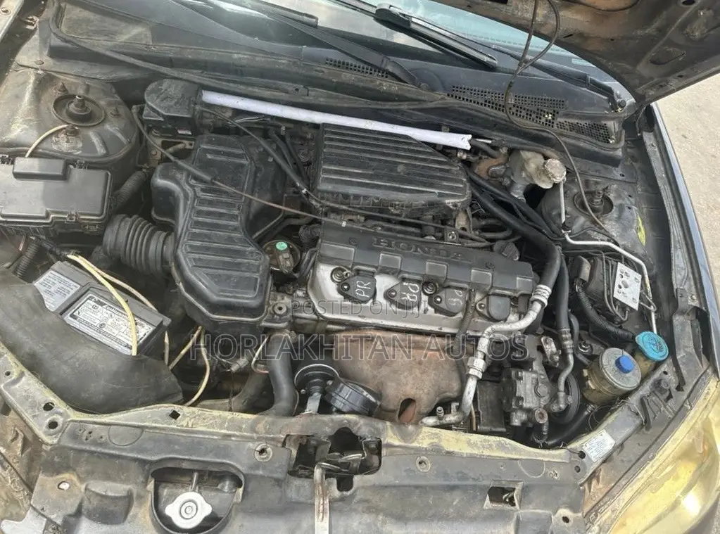 Honda Civic 2005 Gray